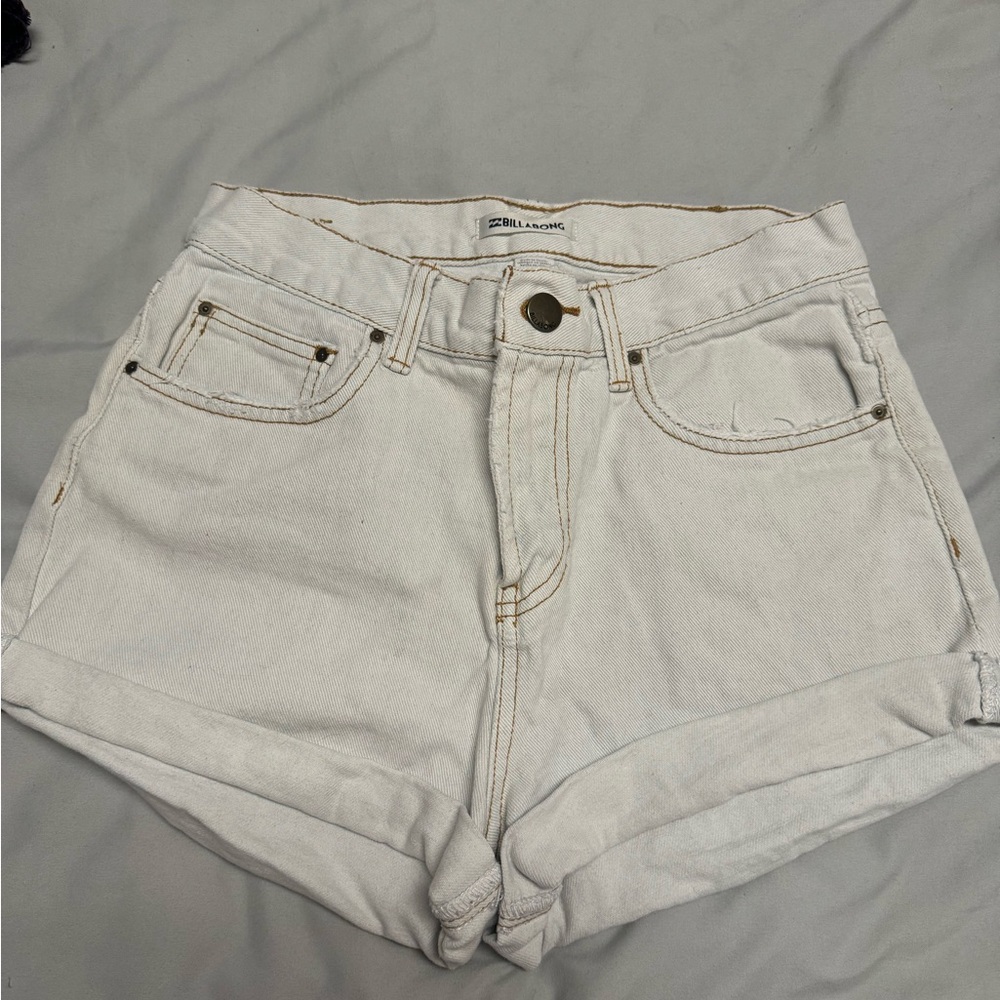 Billabong shorts
